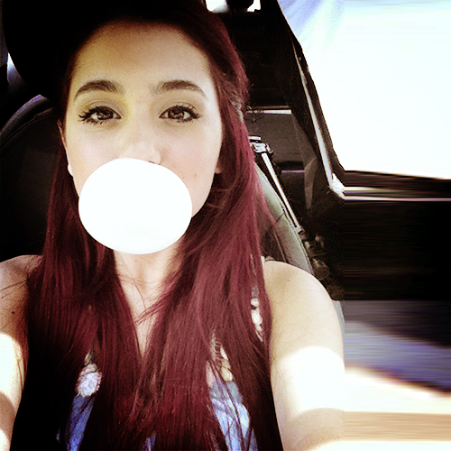 Lovely Ariana<3