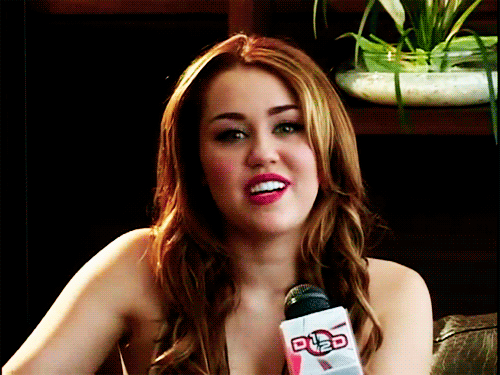  Miley Cyrus GIFs