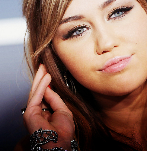  Miley cuttee