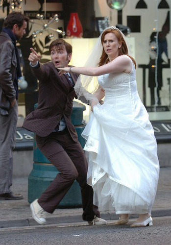  The Doctor and Donna ; The Runaway Bride