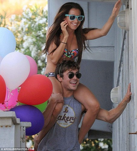 Zashley!! (Love These 2 2gether) At A Friends House In Malibu 100% Real ♥