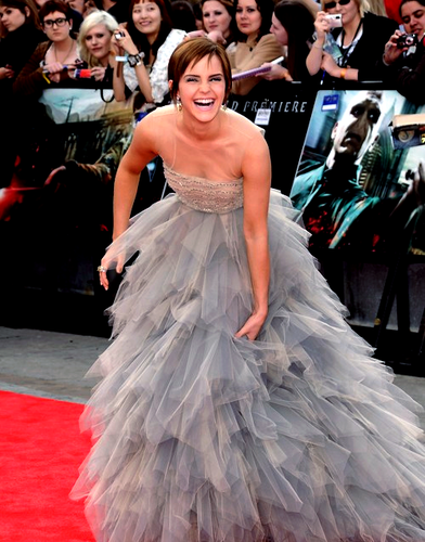  Emma Watson DH Part 2 Premiere at London
