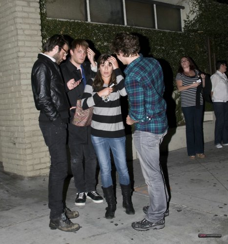 Lea Michele dines with friends - April 21, 2011