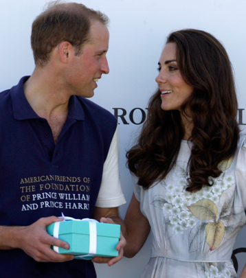  Prince William wins a polo match, Kate offers him the reward