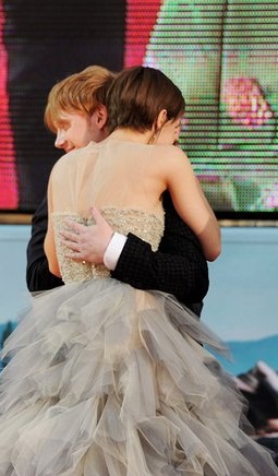  romione at Deathly Hallows part II Londres Premiere - HUG!