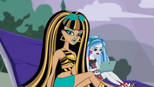  is that ghoulia bathing suit?
