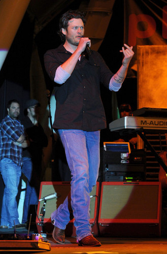 Blake Shelton - 45th Annual Academy Of Country Music Awards - Concerts On Freemont - Day 2