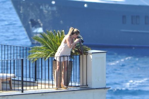  Hilary - On Vacation in Italy - July 11, 2011