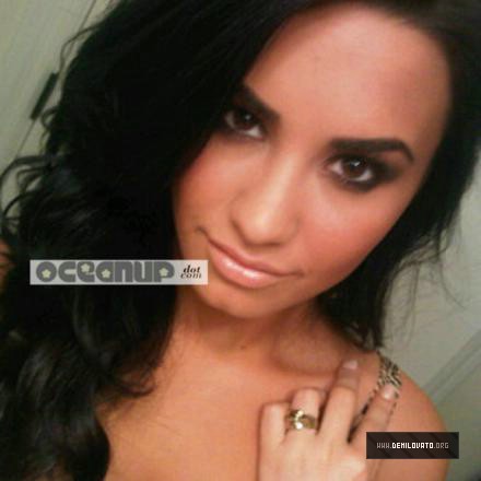 New Demi Lovato Rare Photo