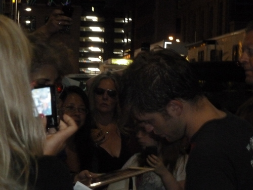  new Robert with fans
