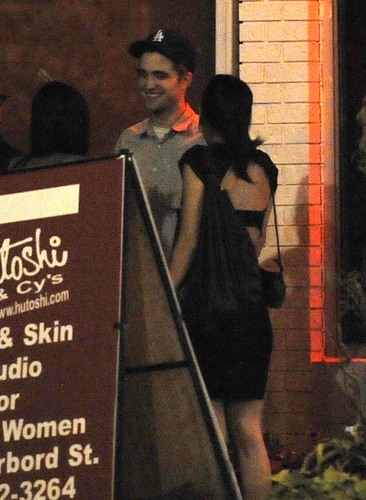  *NEW* Pics Of Robert Pattinson At The Cosmopolis wickeln, wickeln sie Party (14th July)