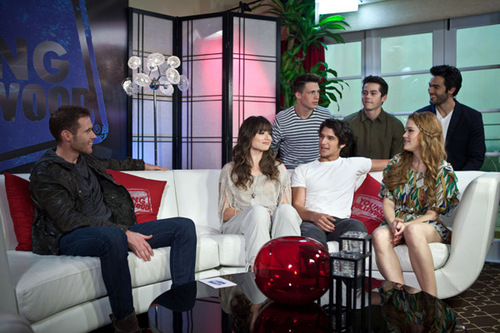  "Teen Wolf" Cast Visit Young Hollywood Studio - 10.06.11
