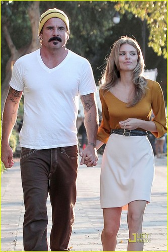  AnnaLynne McCord & Dominic Purcell: New Couple Alert!