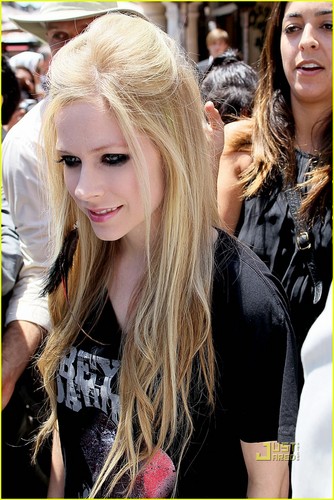  Avril Lavigne: Abbey Dawn जापान Tee!