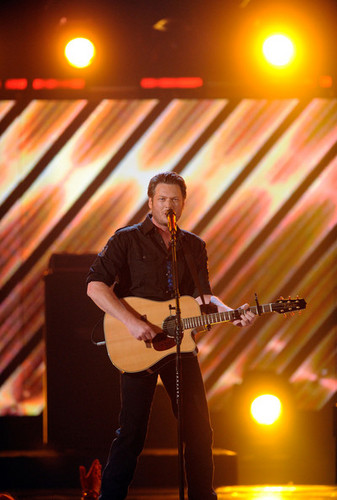  Blake Shelton - 46th Annual Academy Of Country Music Awards - ipakita