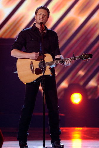  Blake Shelton - 46th Annual Academy Of Country musique Awards - montrer