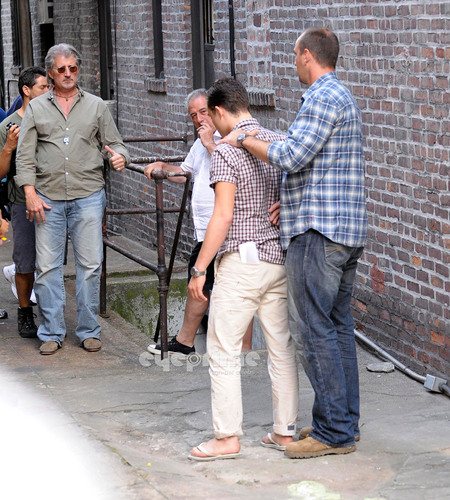  Ed Westwick filming Gossip Girl in NY, Jul 14