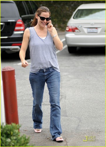  Jennifer Garner: чай Time at the Brentwood Country Mart