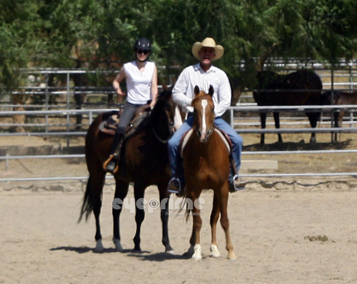  Kristen Stewart takes private horseback riding lessons