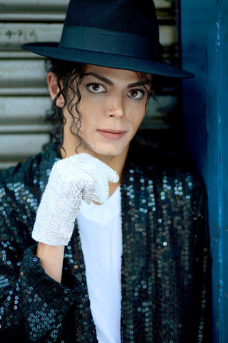  MJ impersonators-??? Jackson