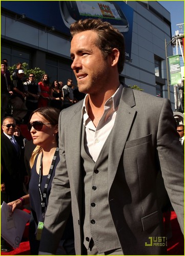  Ryan Reynolds & Jason Bateman - ESPY Awards 2011