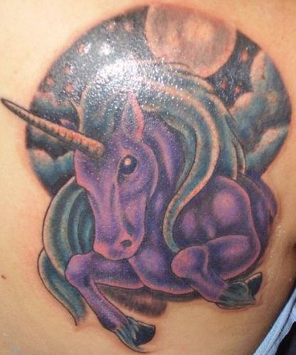  Unicorn टैटू