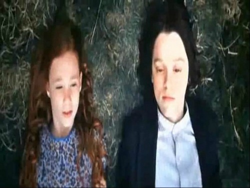  young Lily and Snape