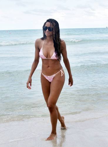 Bikini Miami spiaggia 18 07 2011