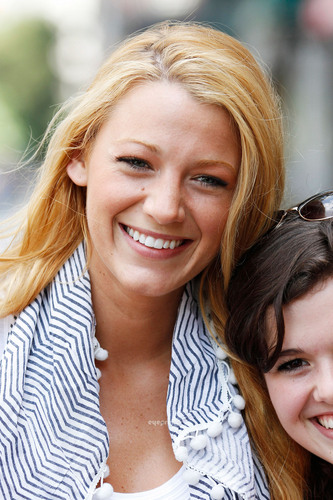  Blake Lively is back to work and prepping for a new season of Gossip Girl