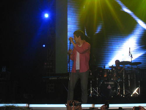  David @Pond's Teens concert Indonesia 2011