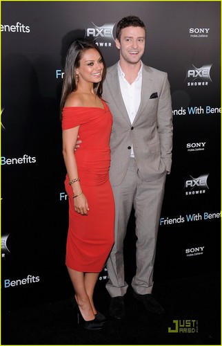  Mila Kunis & Justin Timberlake: 'Friends with Benefits' Premiere!