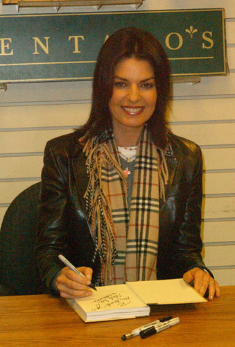  Sela Ward Signs Her New Book 'Homesick' in Los Angeles [November 8, 2002]