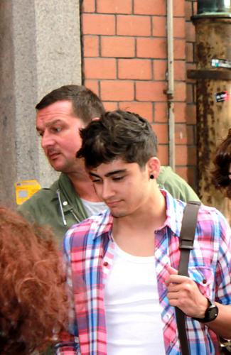 Sizzling Hot Zayn Means meer To Me Than Life It's Self (In Sweden 19/07/11!) 100% Real ♥