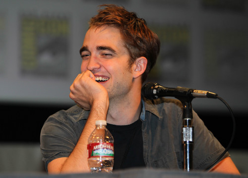 Comic Con 2011 - 'Breaking Dawn: Part 1' [HQ]