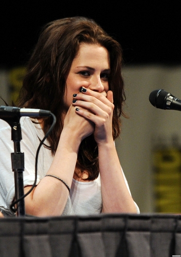  Comic-Con 2011 'The Twilight Saga: Breaking Dawn ~ Part 1' Panel. [July 21]