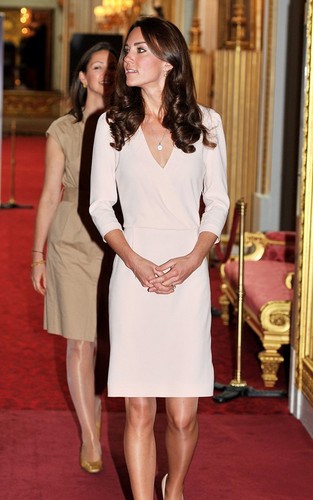  Kate Middleton Tours Wedding Dress Display