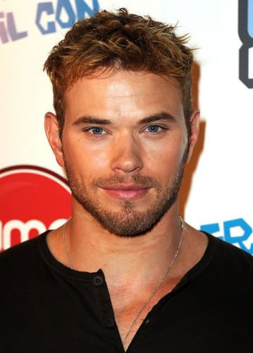  Kellan Lutz attends the 2nd Annual "From Dusk 'Til Con" Party at Stingaree on July 22, 2011