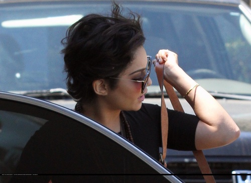  Vanessa - Out and about in Studio City with Mom Gina - July 20, 2011