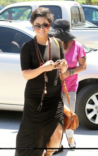  Vanessa - Out and about in Studio City with Mom Gina - July 20, 2011