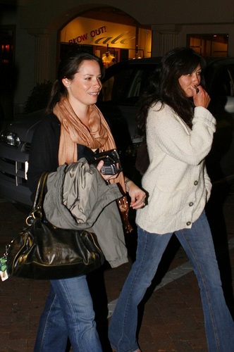  stechpalme, holly and Shannen Dining At Nobu, Malibu