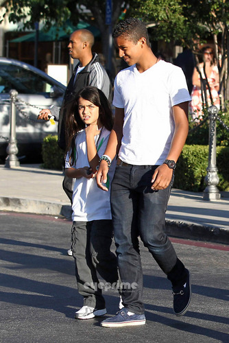  Prince, Paris, Blanket, Jaafar and Jermajesty at the 映画 in Calabasas 7/24/2011