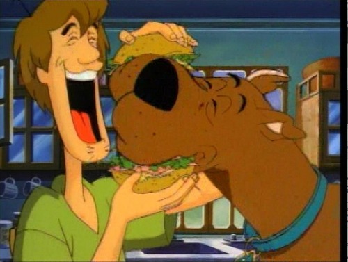  Scooby Doo Eating Hamburger