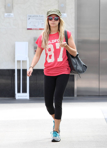  Ashley Tisdale arrived at the Equinox gym in Los Angeles.