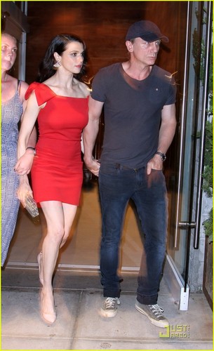  Daniel Craig Supports Rachel Weisz at Premiere