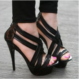 Heels sandal :)