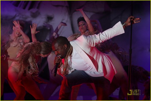  Kanye West: Splendour in the grama música Festival!