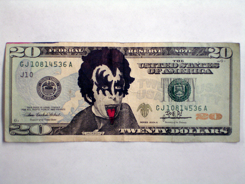  吻乐队（Kiss） On The Dollar