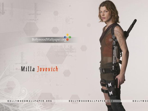  Milla Jovovich