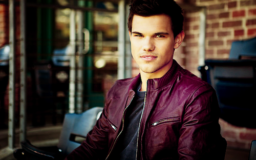  New 写真 of Taylor Lautner for Vanity Fair.