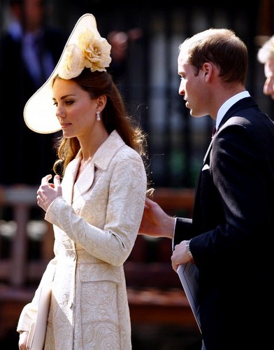  Prince William & Catherine at Zara Phillips' Wedding